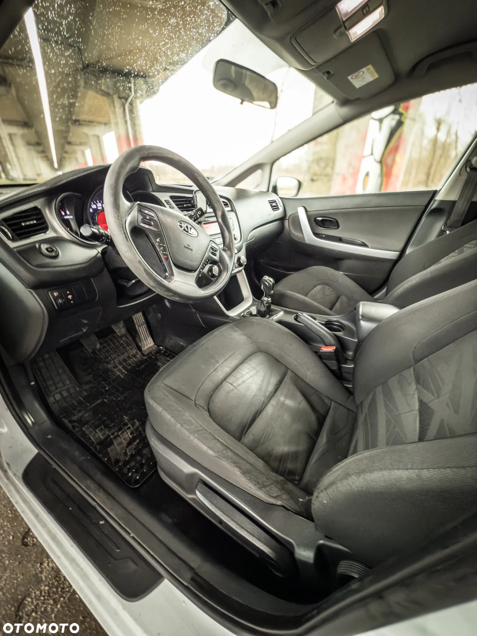 Kia Ceed - 13