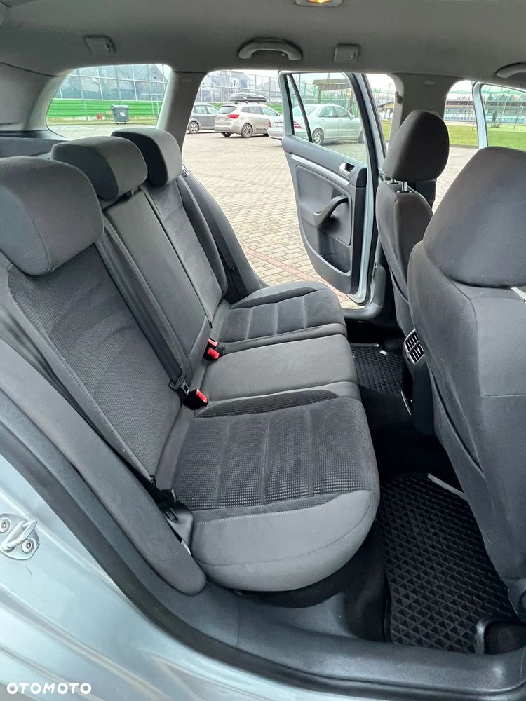 Volkswagen Golf 2.0 TDI DPF Comfortline - 16