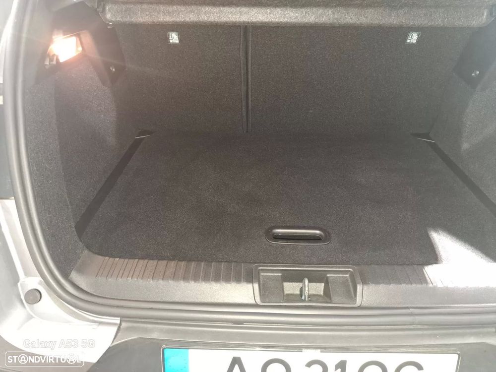 Renault Captur 1.0 TCe Exclusive - 16