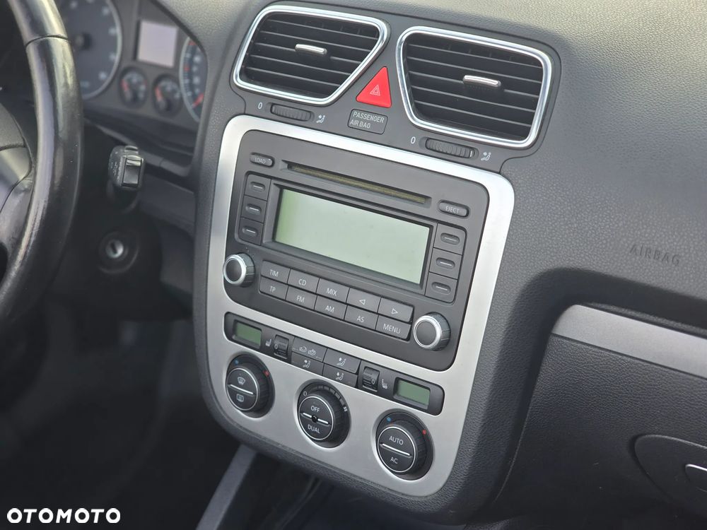 Volkswagen Eos 1.4 TSI BlueMotion Technology - 26
