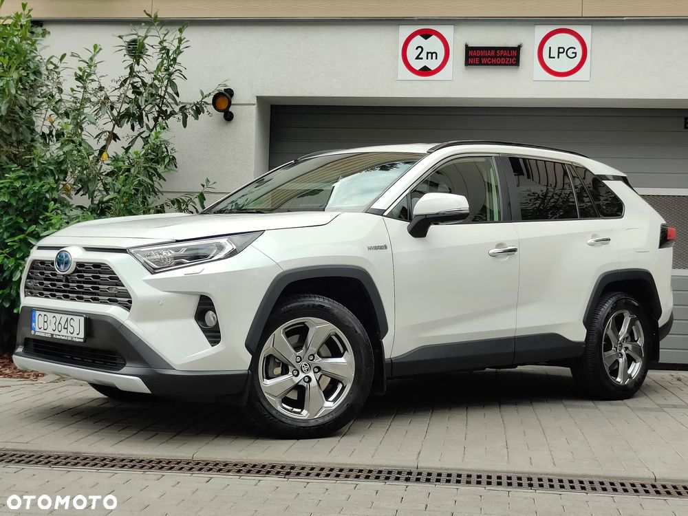 Toyota RAV4 - 5