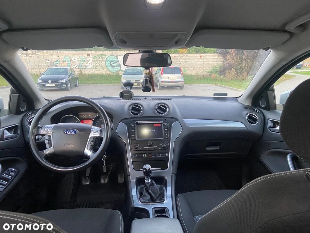 Ford Mondeo 2.0 TDCi Trend - 19
