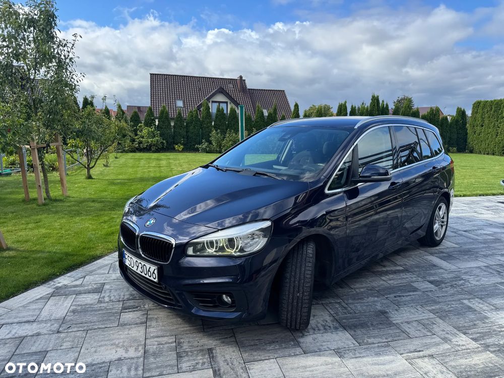 BMW Seria 2 218d - 6