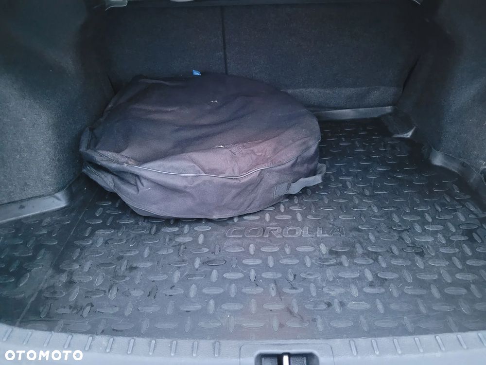 Toyota Corolla 1.6 Prestige MS - 11