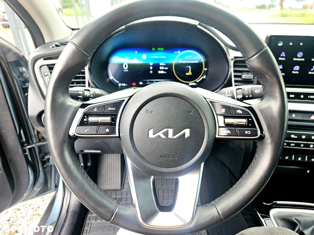 Kia XCeed 1.5 T-GDI Business Line - 33