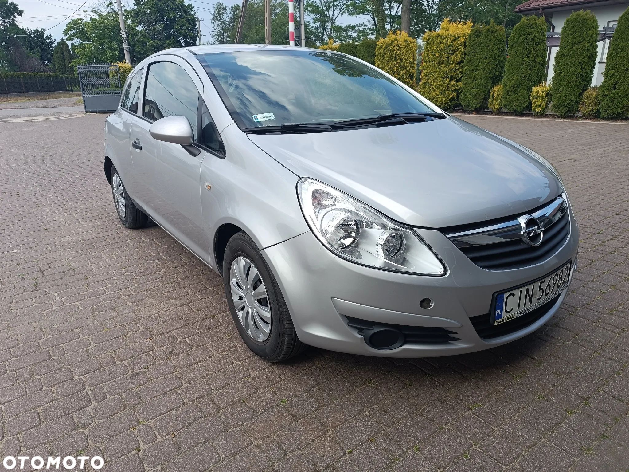 Opel Corsa 1.3 CDTI Enjoy - 1