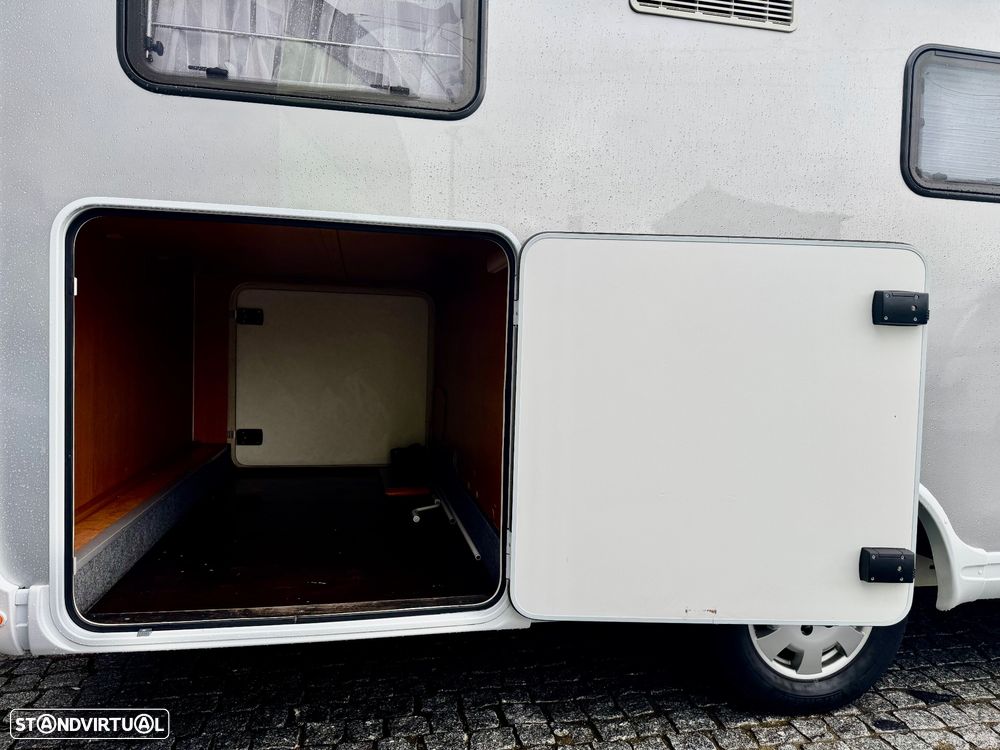 Dethleffs Globetrotter CAMA TRANSVERSAL - 32