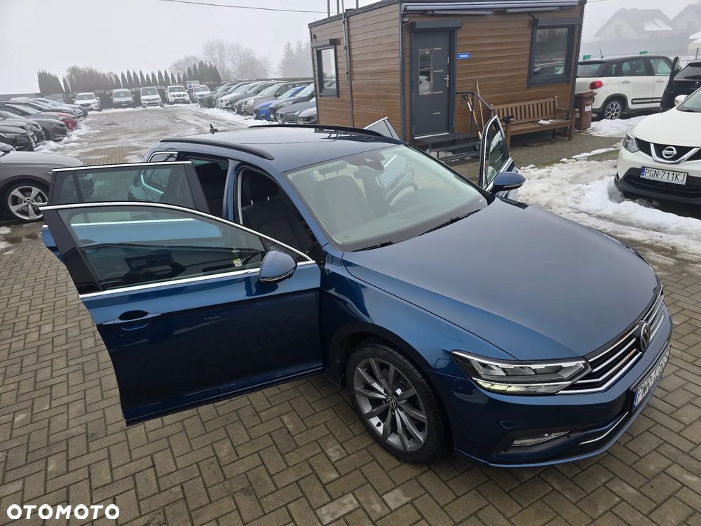 Volkswagen Passat - 38