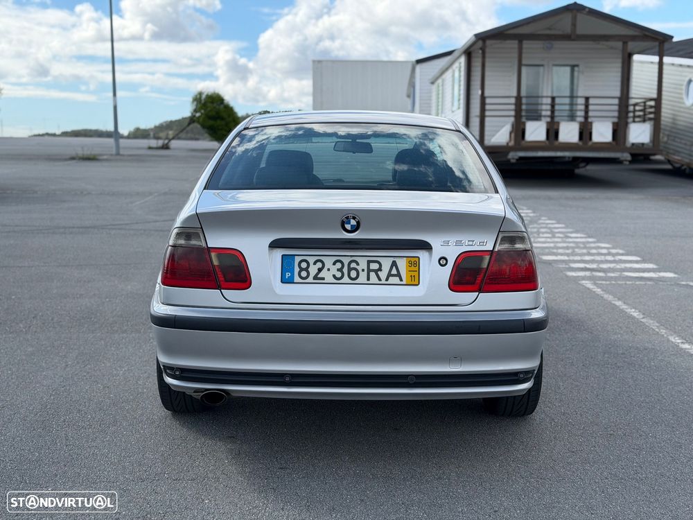 BMW 320 d - 10