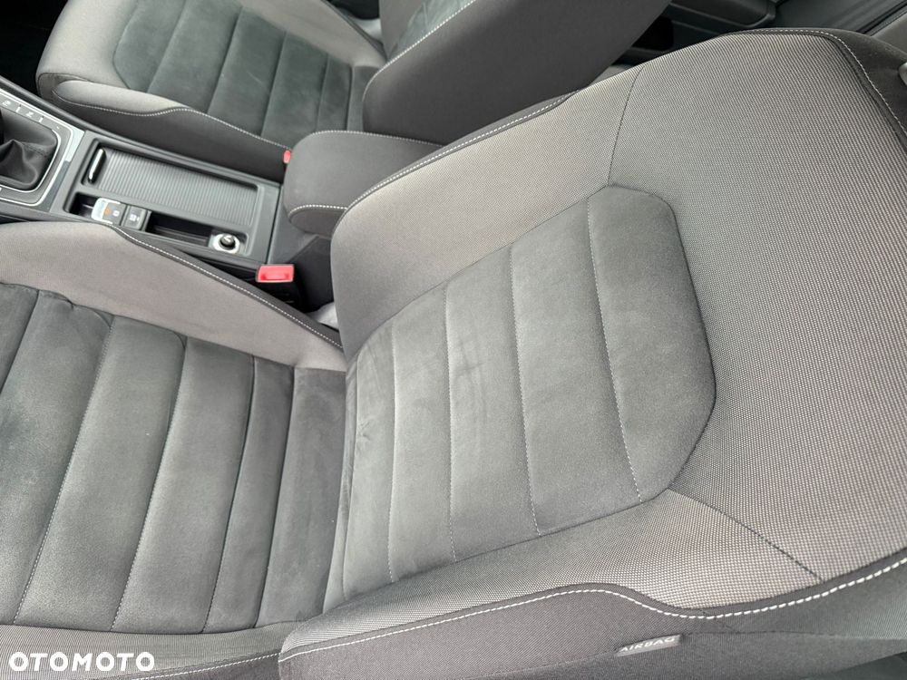 Volkswagen Golf 1.6 TDI BlueMotion Technology Trendline - 31