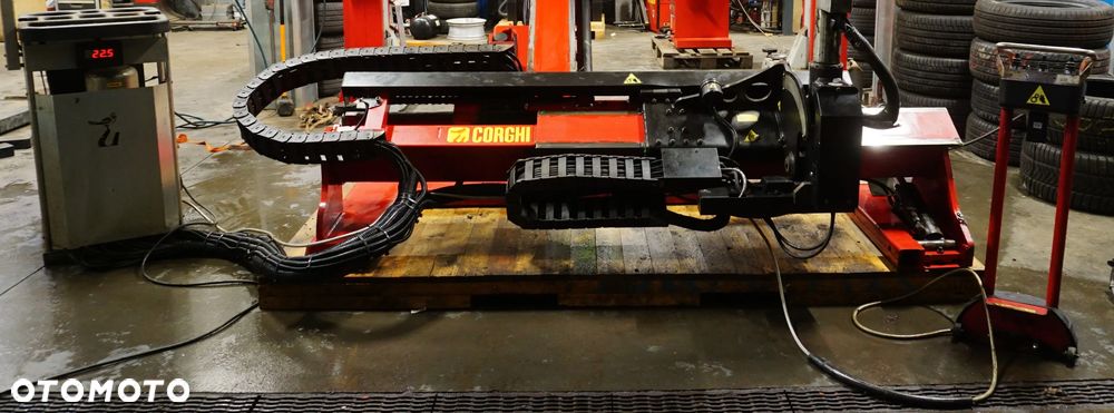 Montażownica ciężarowa CORGHI MONSTER AG TT 400V - 3