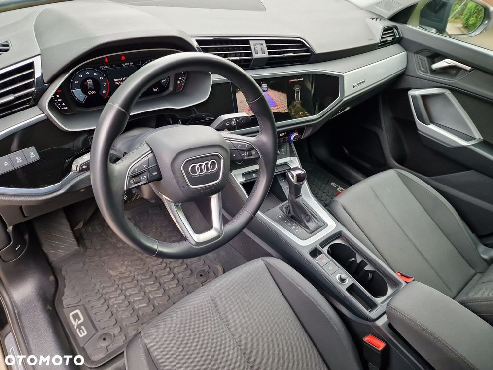 Audi Q3 - 13