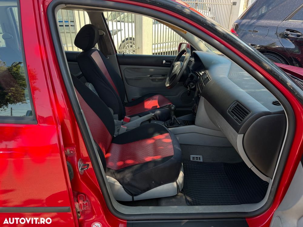 Volkswagen Bora Variant 1.9 TDI Comfortline - 14