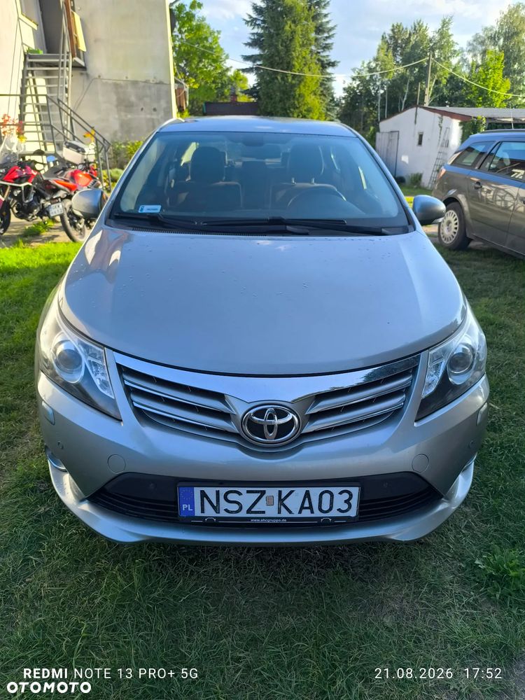 Toyota Avensis 1.8 Premium - 1