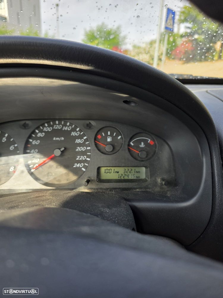 Nissan Almera 1.5 Comfort ABS+AC - 10