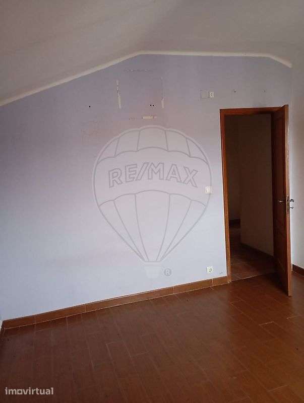 Moradia T2 para venda - Grande imagem: 3/15