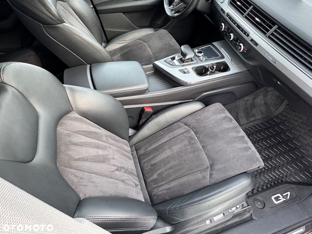 Audi Q7 - 20