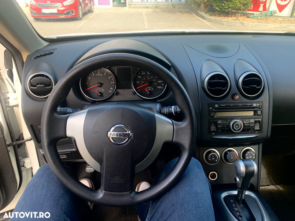 Nissan Rogue - 12