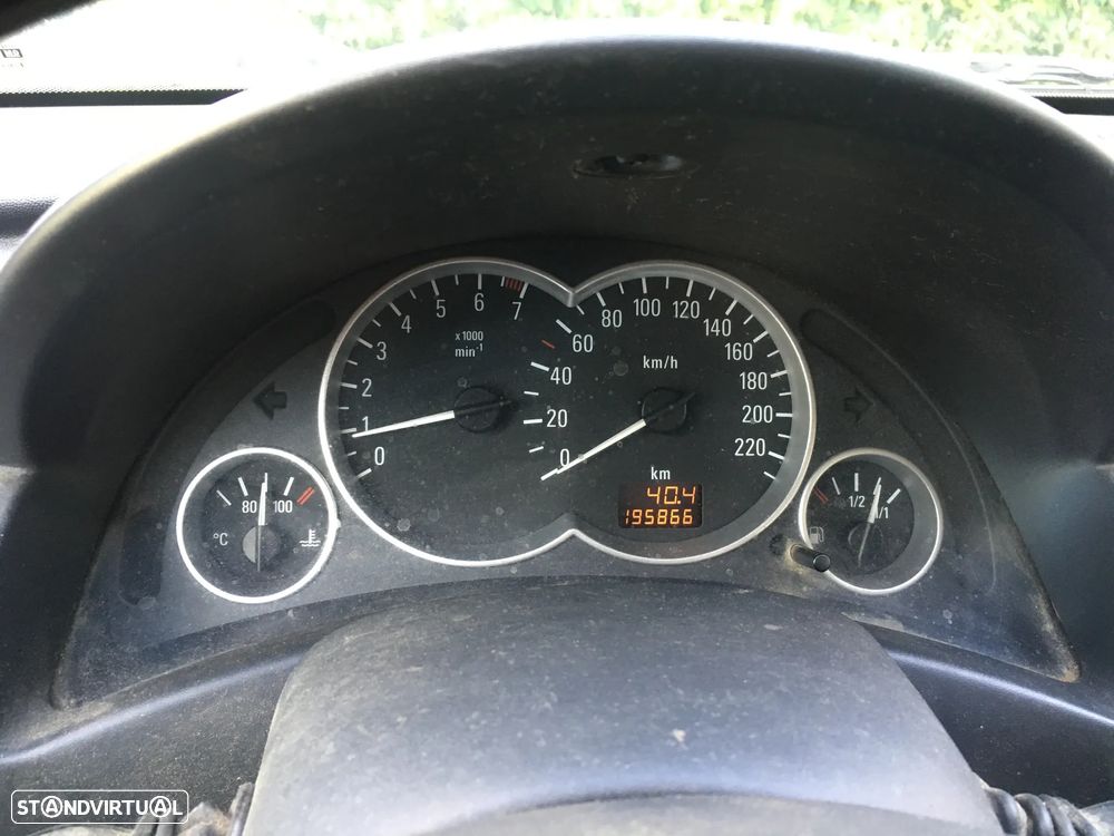 Opel Corsa 1.2 16V Enjoy - 6