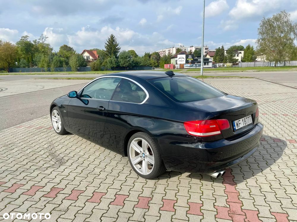 BMW Seria 3 325i - 9