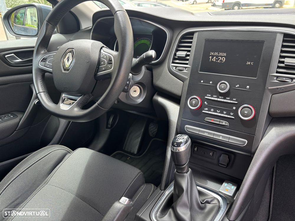 Renault Mégane Sport Tourer - 3