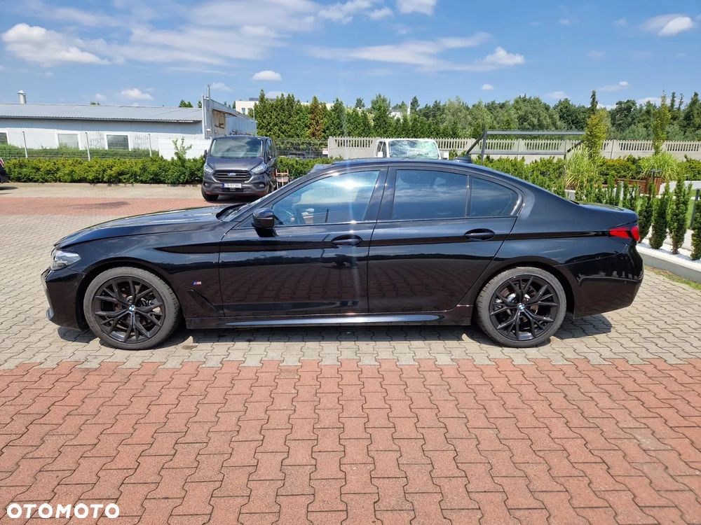BMW Seria 5 520d xDrive mHEV M Sport sport - 5