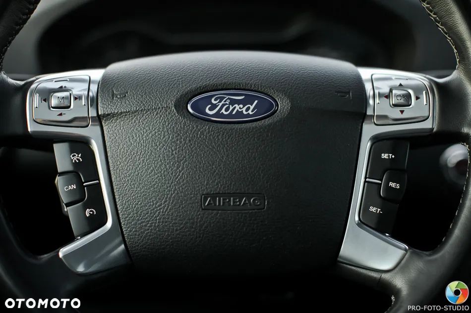 Ford Galaxy 2.0 TDCi Platinium X (Titanium) MPS6 - 30
