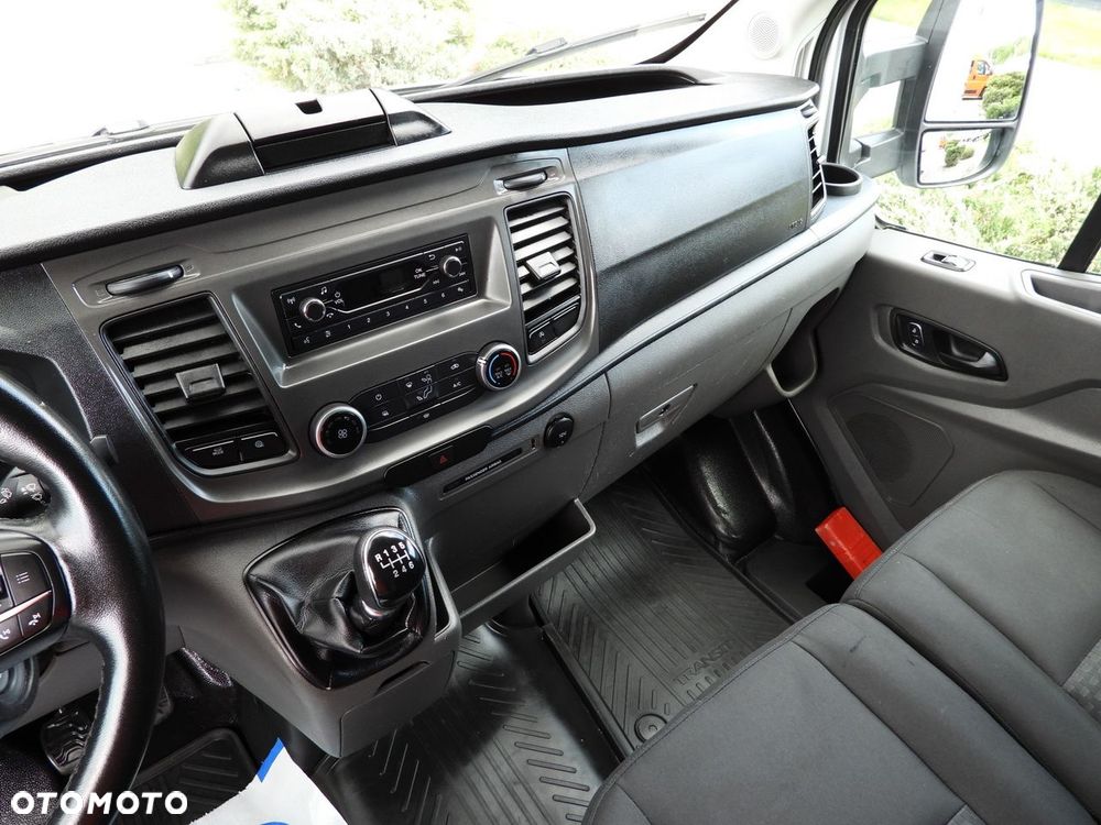 Ford TRANSIT  KONTENER WINDA 8 PALET TEMPOMAT LEDY KLIMATYZACJA  130KM - 32