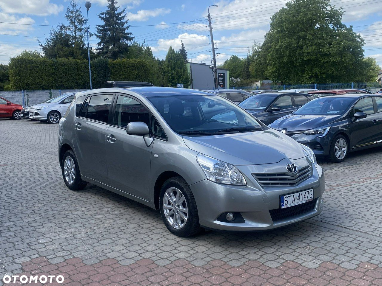 Toyota Verso - 4