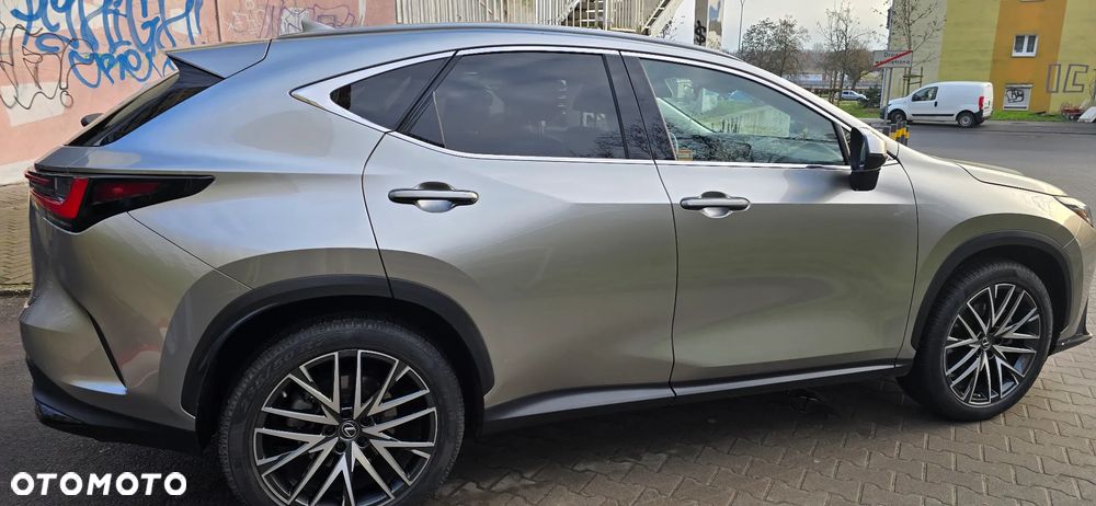 Lexus NX 350h Prestige AWD - 8