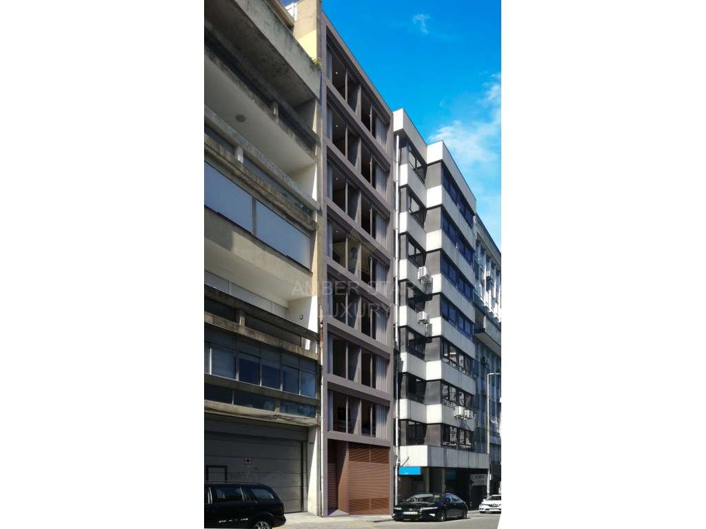 Apartamento T1 com varanda para arrendamento junto da Estação do Me... - Grande imagem: 4/13