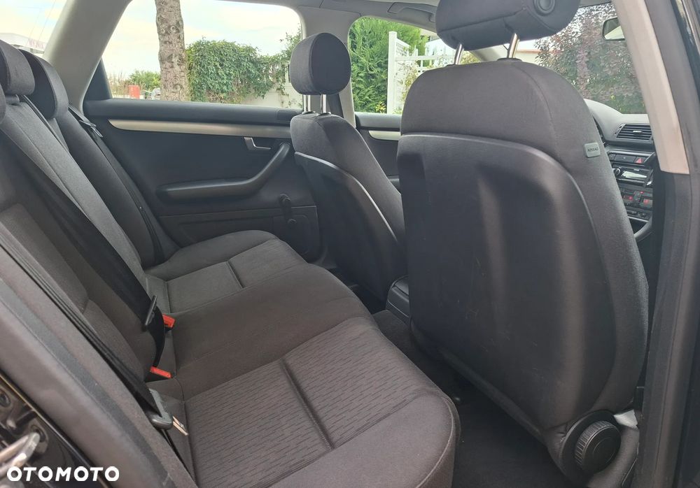 Audi A4 Avant 2.0 TDI - 13