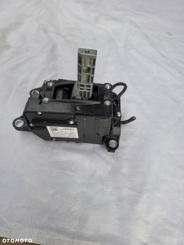 audi a4 a5 8w wybierak biegów 8w1713041d - 1