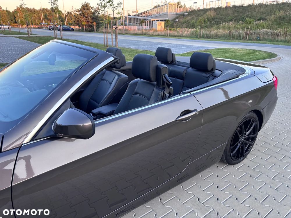 BMW Seria 3 320d - 38