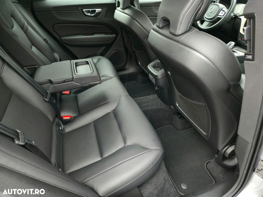 Volvo XC 60 B4 D AWD Geartronic Inscription - 28