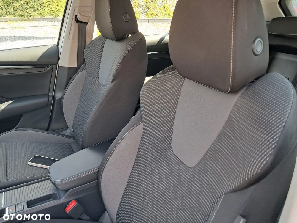 Skoda Octavia 1.5 TSI ACT Ambition - 20