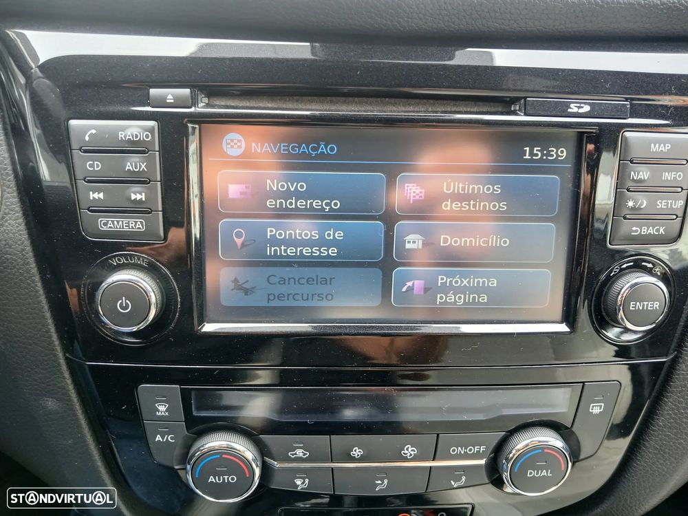 Nissan Qashqai 1.5 dCi Tekna Premium Pele S Alcantara - 32