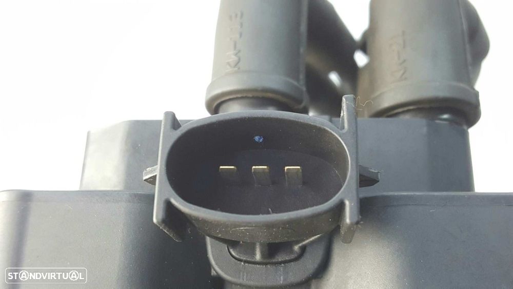 VELA FORD FOCUS BERLINA (CAK) AMBIENTE - 4