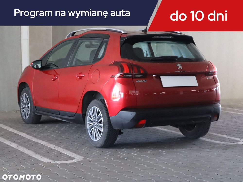 Peugeot 2008 - 6