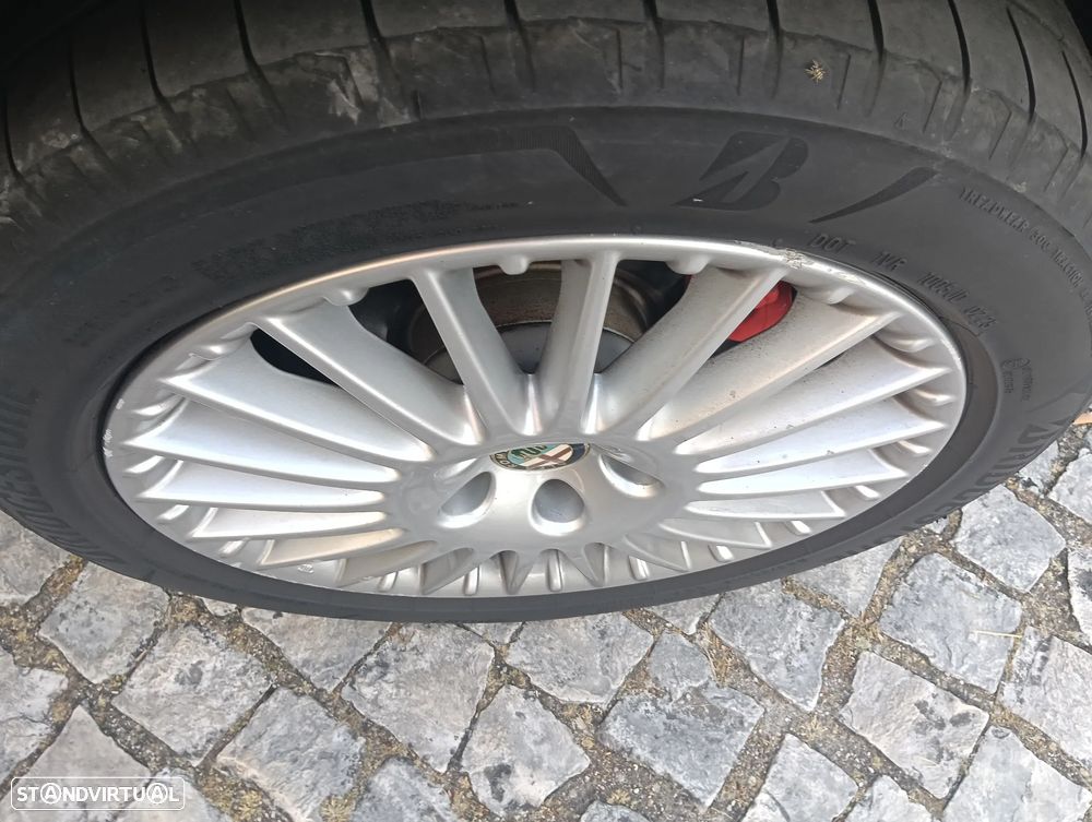 Alfa Romeo 159 2.0 JTDM 16V DPF Turismo - 24