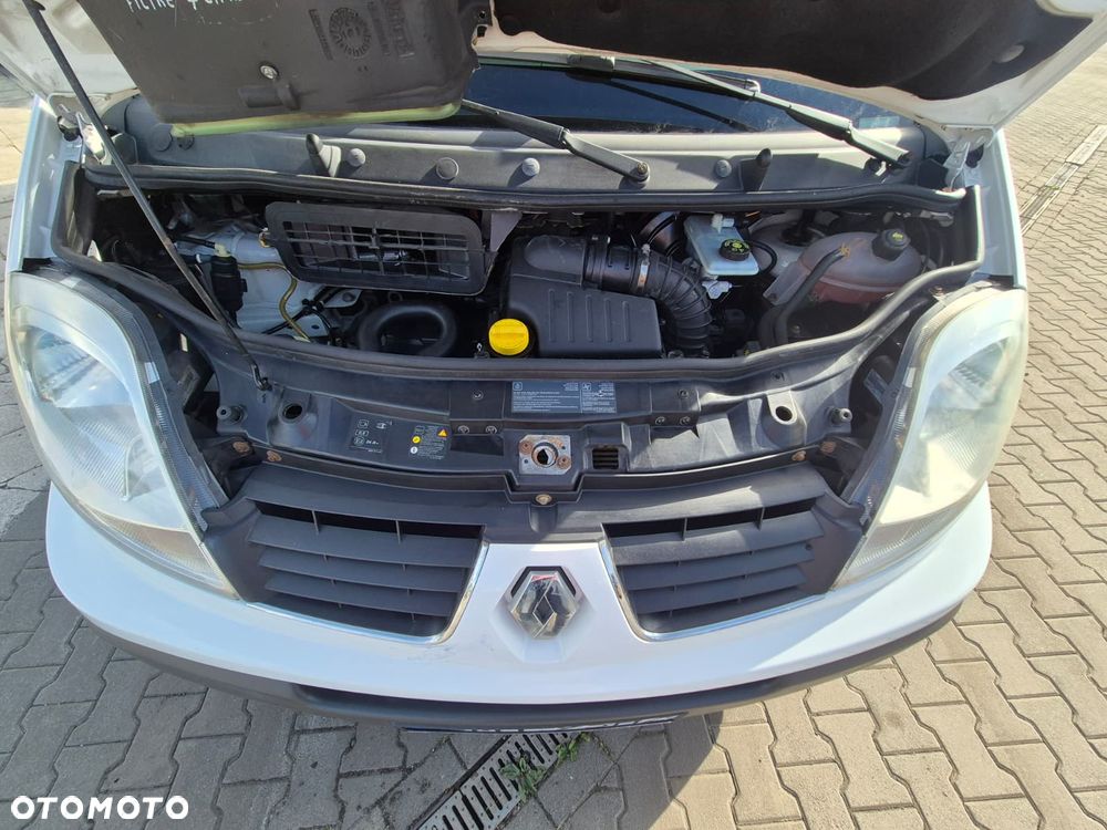 Renault Trafic 115KM / CHŁODNIA IZOTERMA / THERMO KING / PO SERWISACH / GOTOWY DO PRACY / WTYCZKA ZEWNĘTRZNA / 3 MIEJSCA / BEZWYPADKOWY - 30