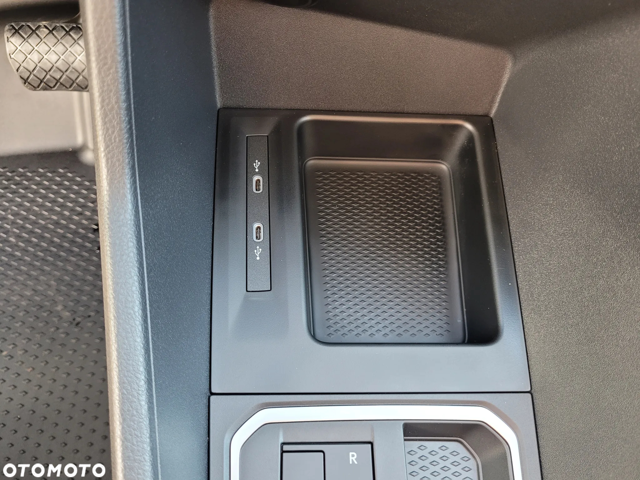 Ford Transit Connect - 20
