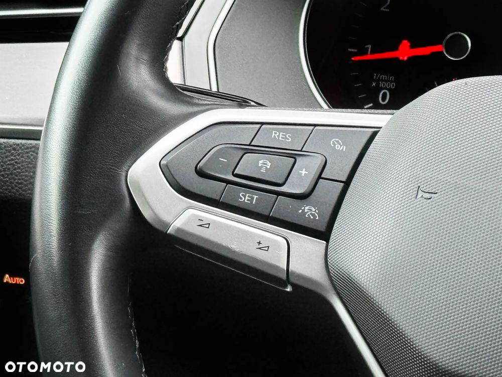 Volkswagen Passat 2.0 TSI Elegance DSG - 19
