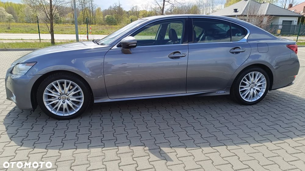 Lexus GS - 1