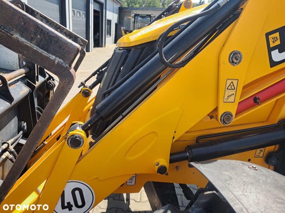JCB 3CX Eco Sitemaster 2019 rok 4160mtg nowe opony przód * nowe szybkozłącze * Teleskop Krokodyl Widły KRAJOWA oryg. lakier, bez wycieków oświetlenie 4 CX CAT 428 Case 580SV / 580ST Komatsu WB93R-8 Terex 860/960 - 22