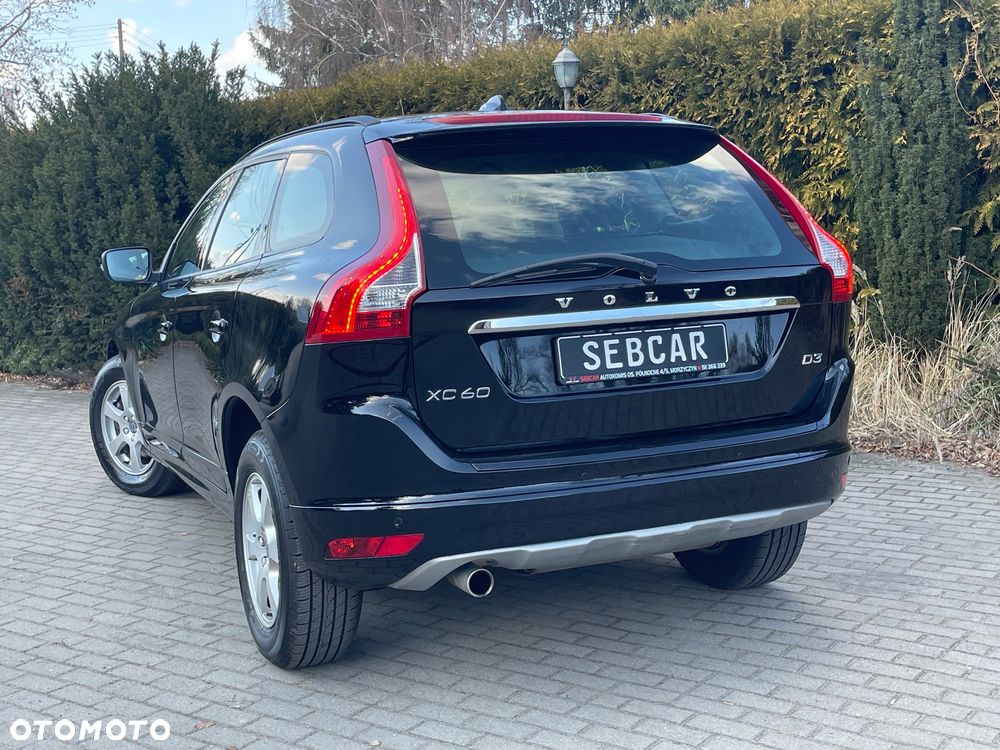 Volvo XC 60 D3 Momentum - 35
