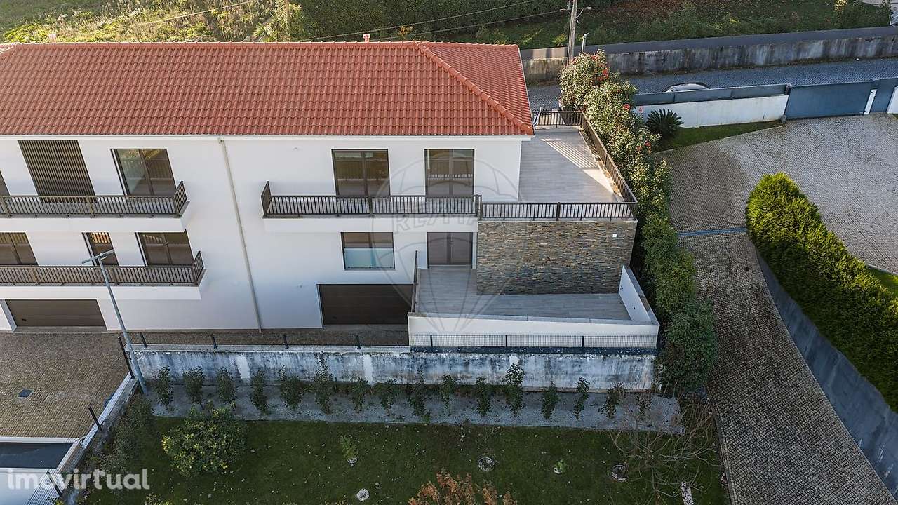 Moradia T3 para venda - Grande imagem: 2/32