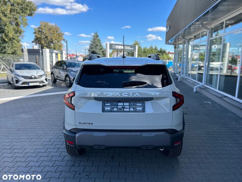 Dacia Duster 1.6 Full Hybrid 140 Journey+ MMT - 6