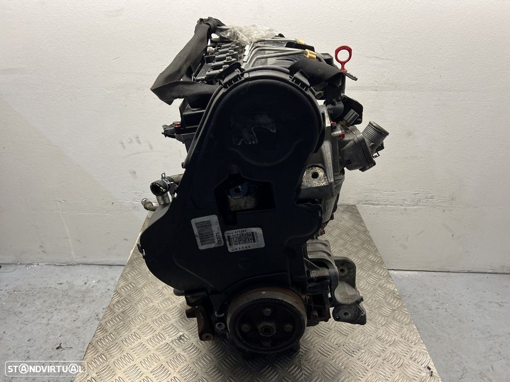 Motor VOLVO S40 II / C30 / C70 II / V50 2.4 D5 REF. D5244T8 - 3