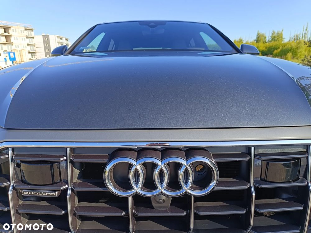 Audi Q8 - 11